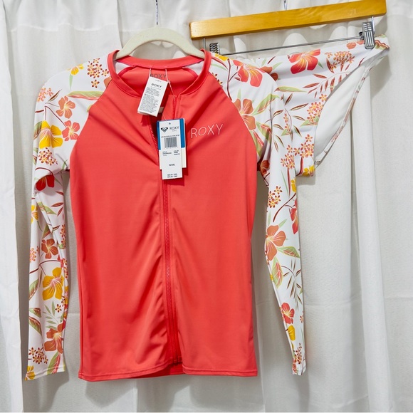 Roxy Girls Life Enjoyers Long Sleeve Full Zip UPF50 Rashguard Bikini Set… - Picture 3 of 13